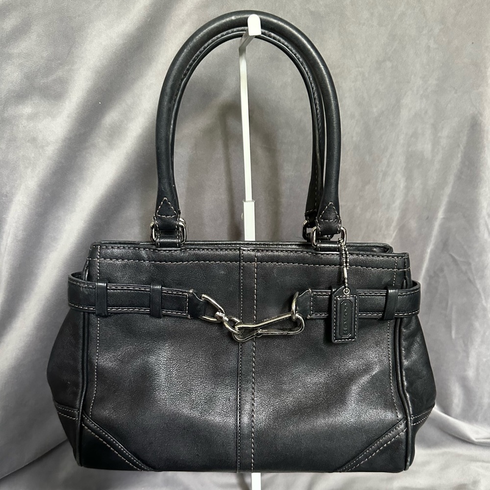 Coach Small Shoulder Bag • Black Leather • Y2K Vintage Style Purse - Picture 4 of 15